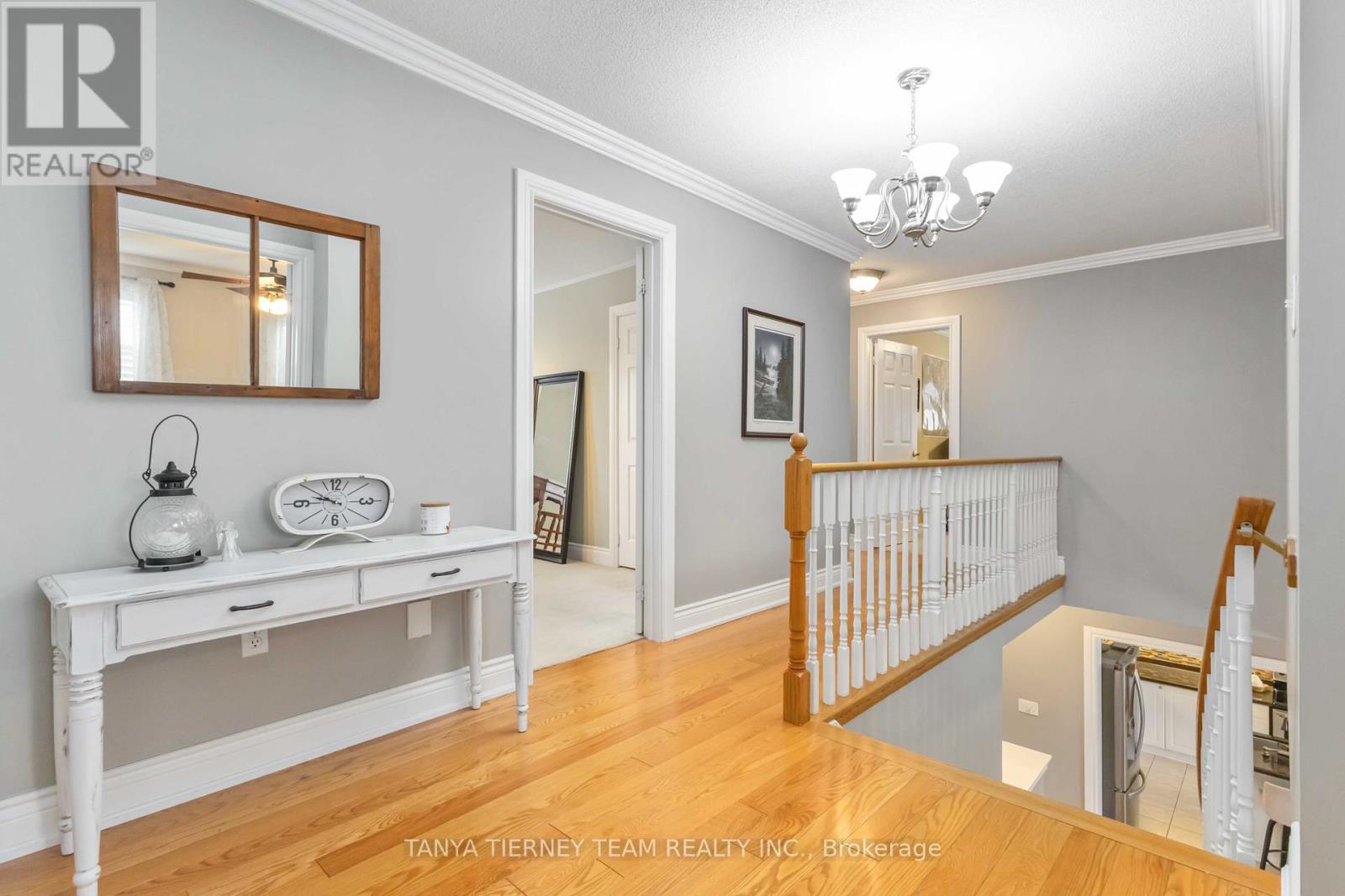 Photo 21 of 11 Claridge Crescent, Whitby ON