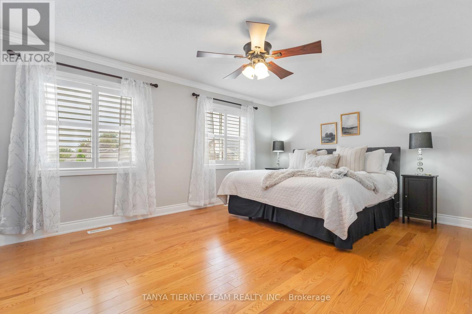 Photo 22 of 11 Claridge Crescent, Whitby ON