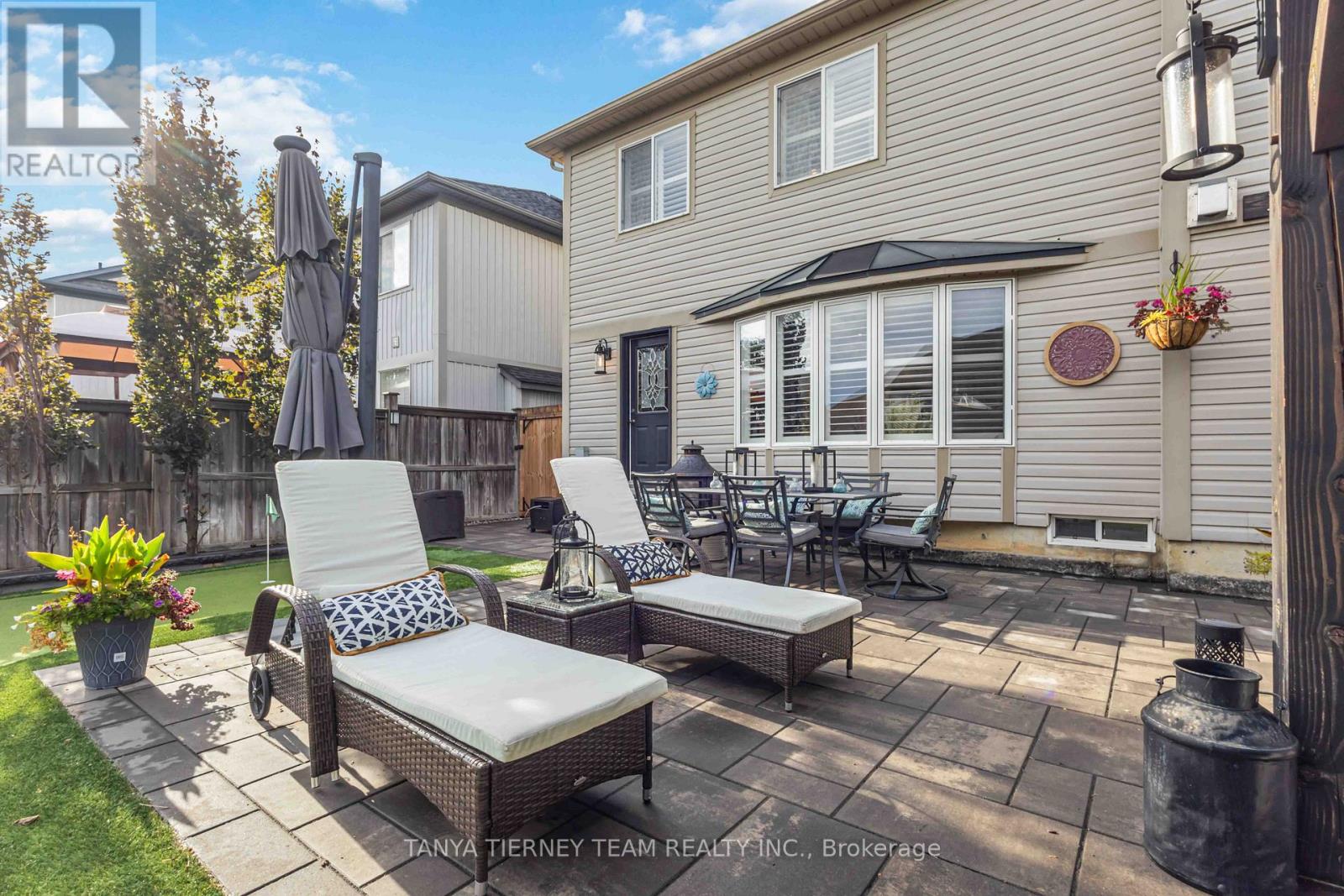 Photo 42 of 11 Claridge Crescent, Whitby ON