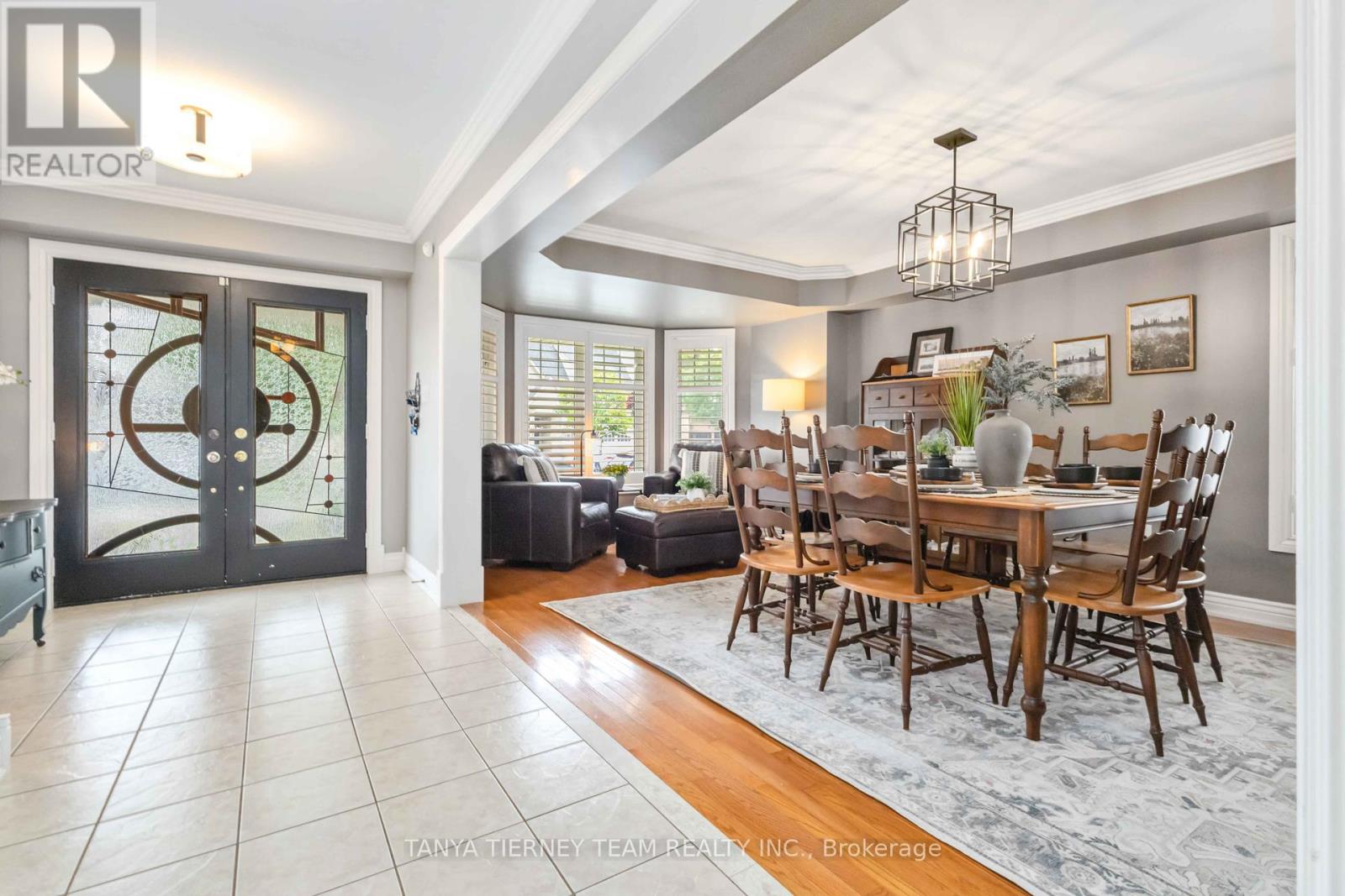 Photo 6 of 11 Claridge Crescent, Whitby ON