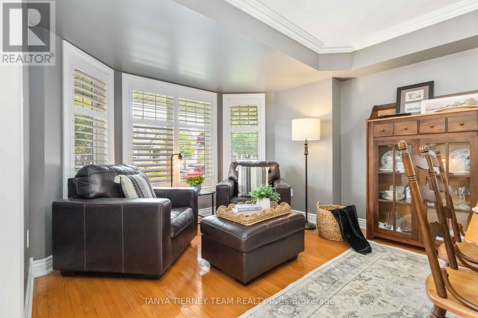 Photo 7 of 11 Claridge Crescent, Whitby ON
