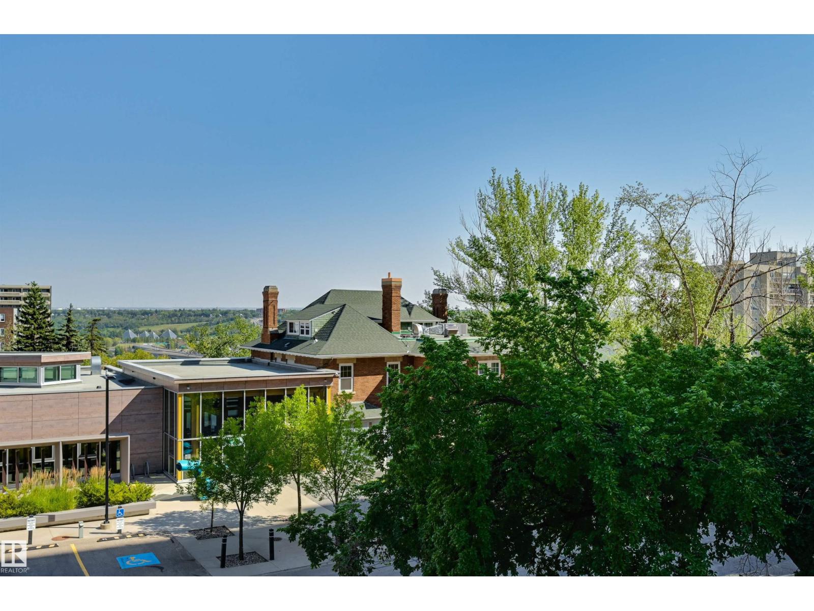 Photo 21 of 301 9921 104 St Nw, Edmonton AB