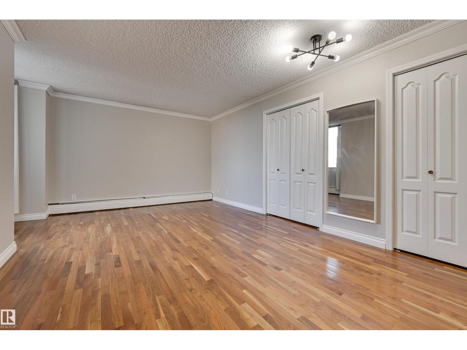 Photo 24 of 301 9921 104 St Nw, Edmonton AB