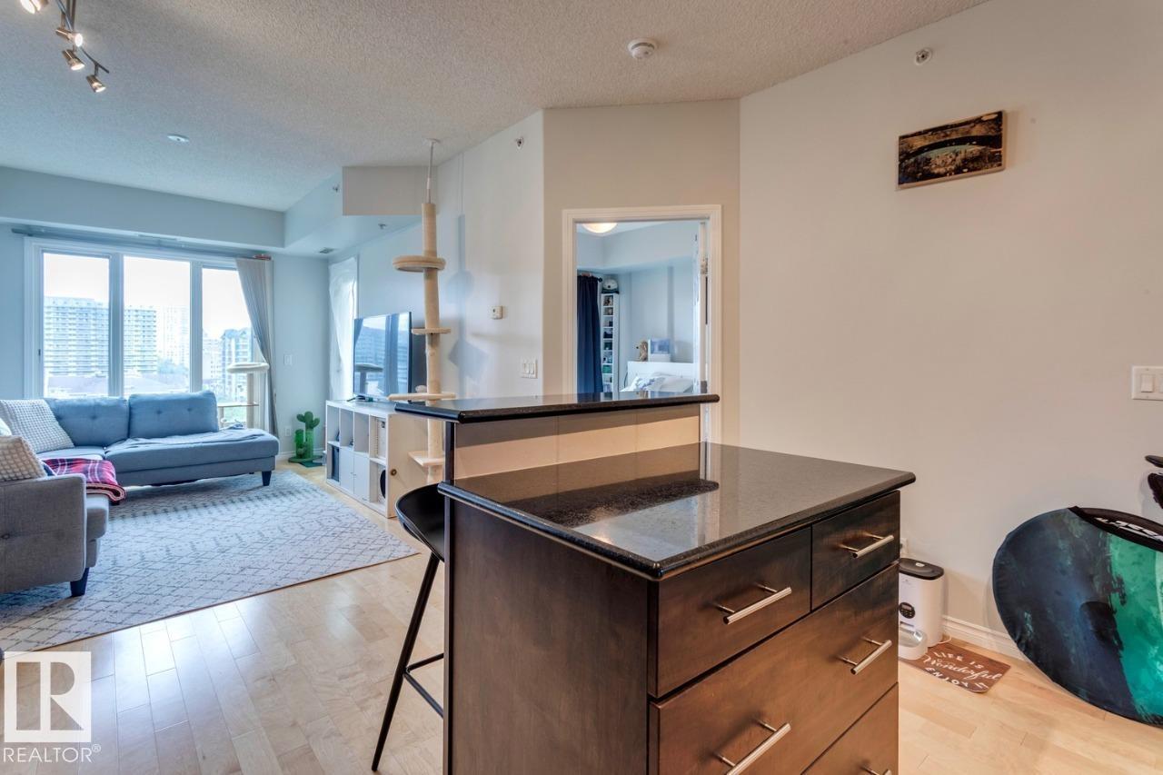 Photo 11 of 904 10303 111 St Nw, Edmonton AB