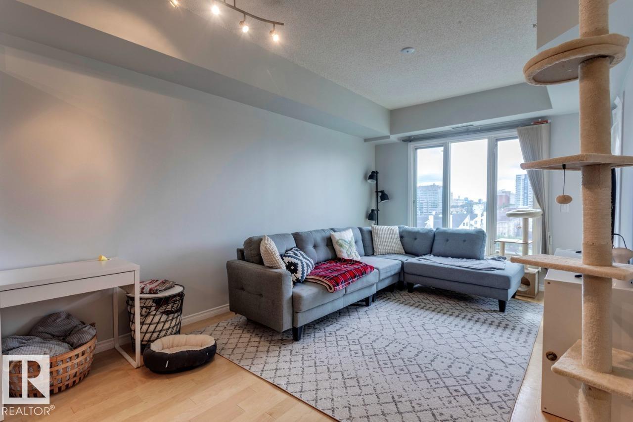 Photo 14 of 904 10303 111 St Nw, Edmonton AB
