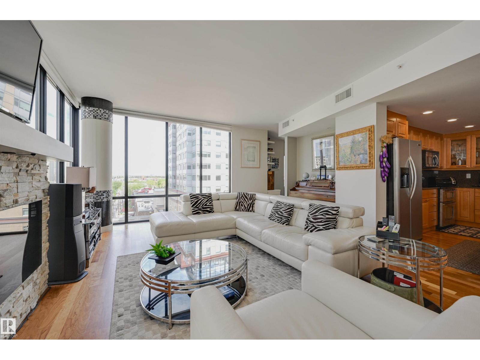 Photo 7 of 802 10028 119 St Nw, Edmonton AB