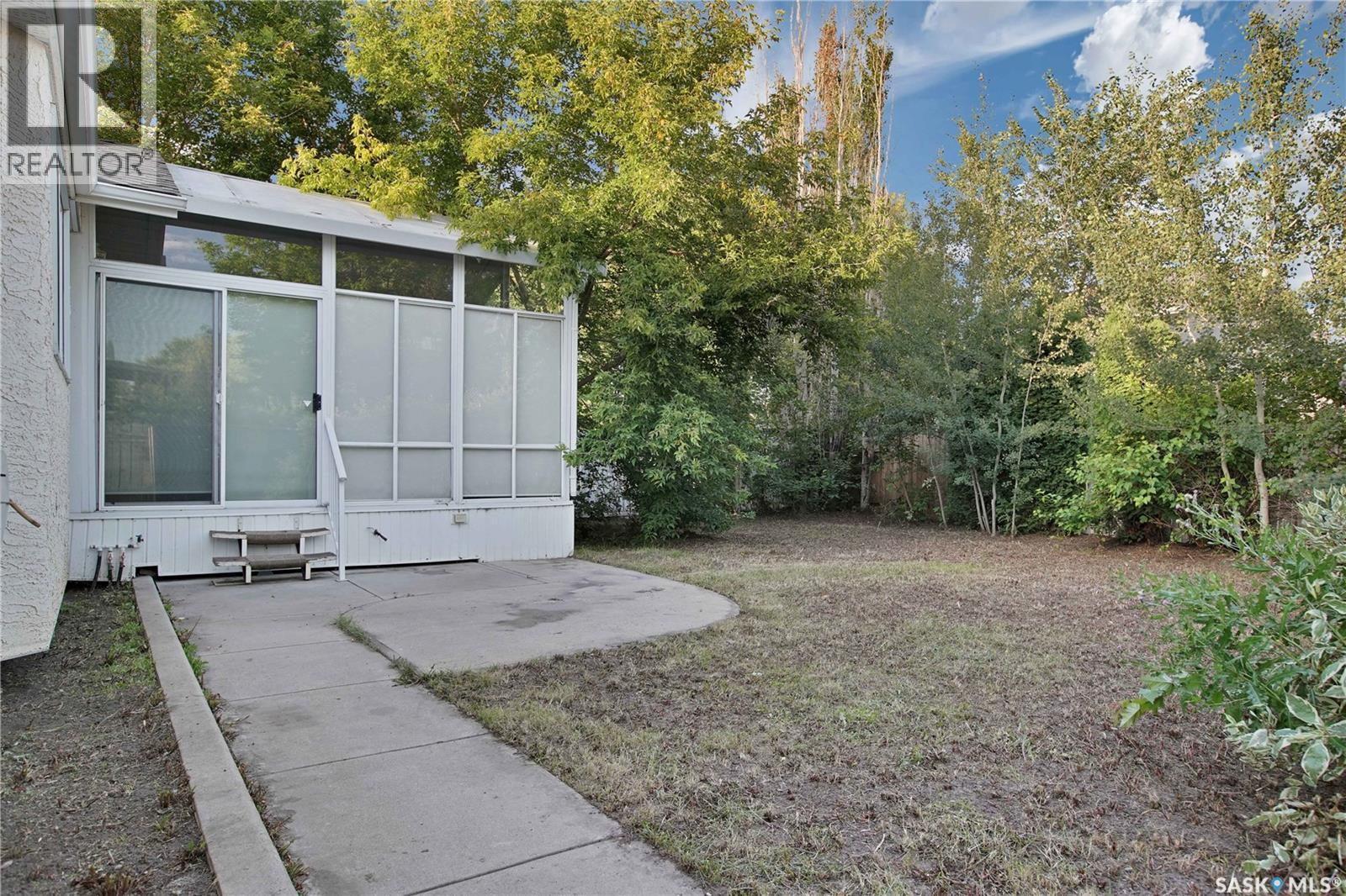 Photo 27 of 302 Blackthorn Crescent, Saskatoon SK
