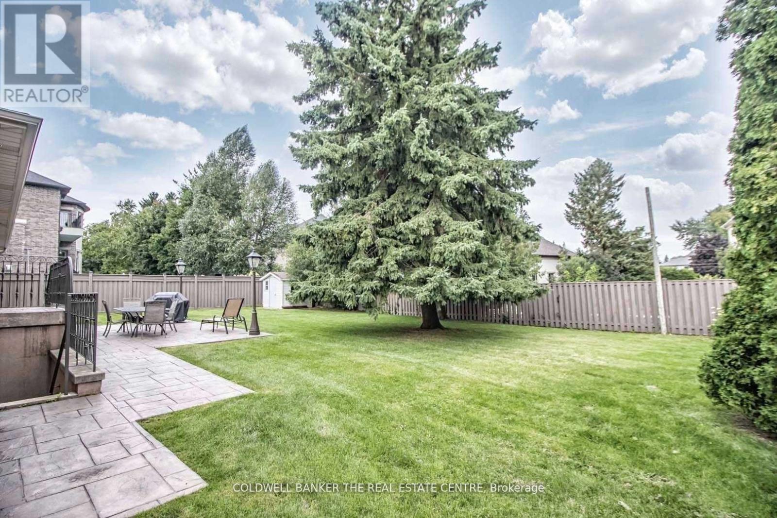 Photo 19 of 4 Orlon Crescent, Richmond Hill ON