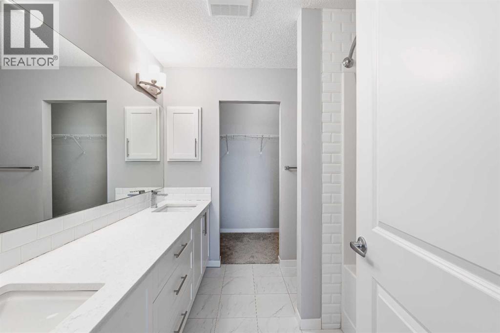 Photo 12 of 401 4350 Seton Drive Se, Calgary AB