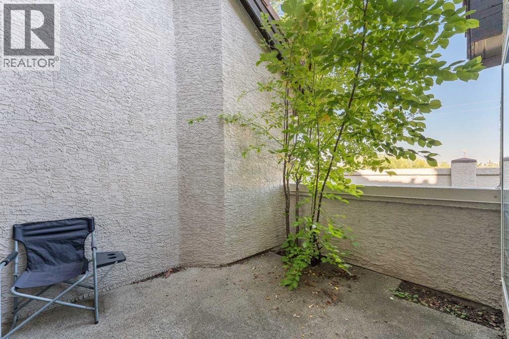 Photo 14 of 606 1997 Sirocco Drive Sw, Calgary AB
