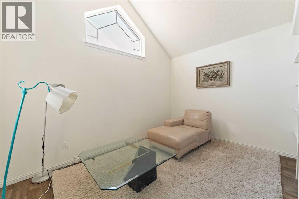 Photo 20 of 606 1997 Sirocco Drive Sw, Calgary AB