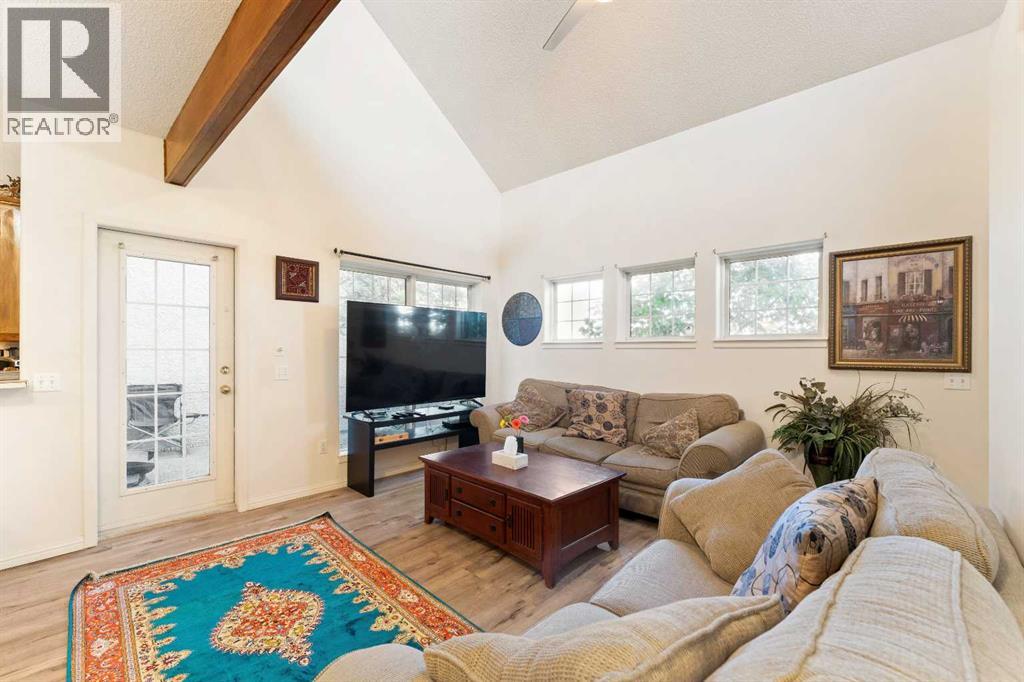 Photo 8 of 606 1997 Sirocco Drive Sw, Calgary AB