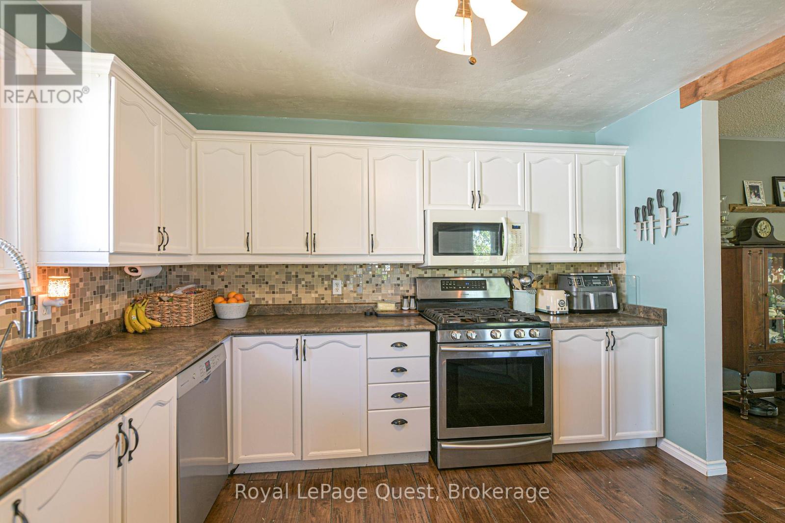 Photo 27 of 3945 13 Line N, Oromedonte ON