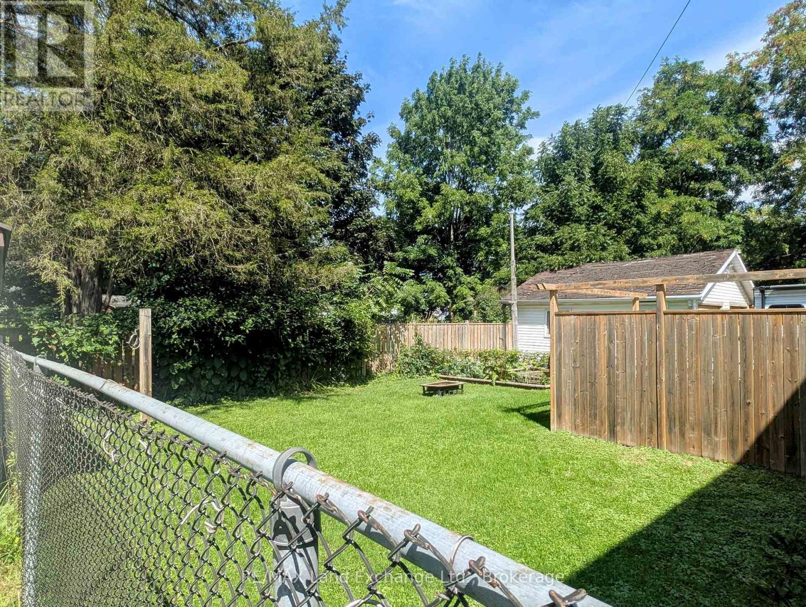 Photo 12 of 4 Archy Street, Brockton ON