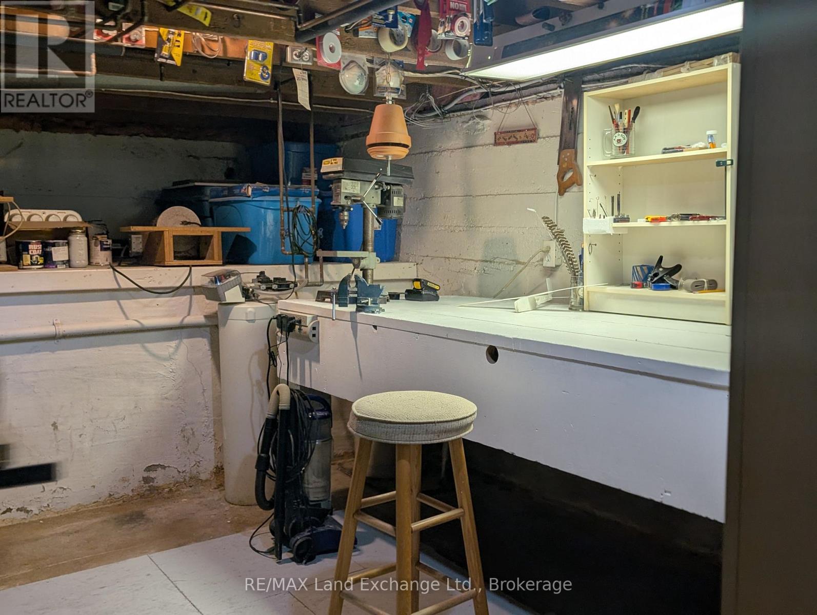 4 ARCHY STREET - 34