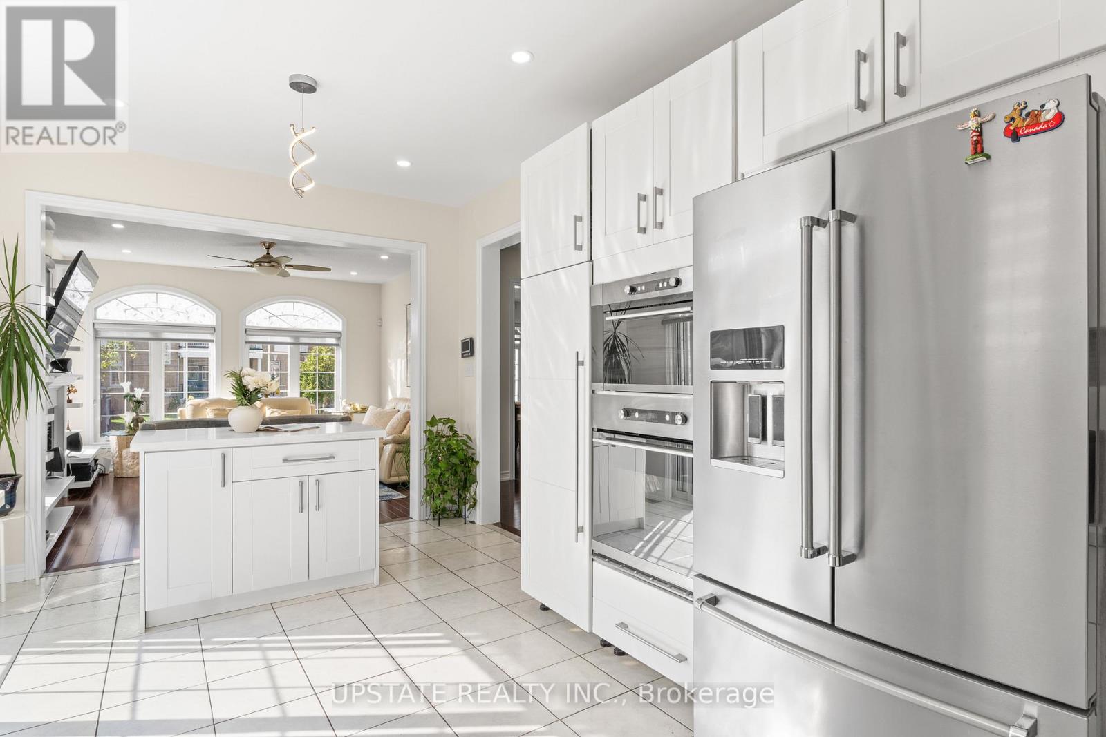 Photo 14 of 2 Severin Street, Brampton ON