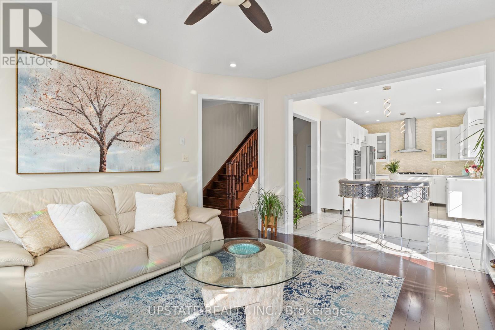 Photo 18 of 2 Severin Street, Brampton ON