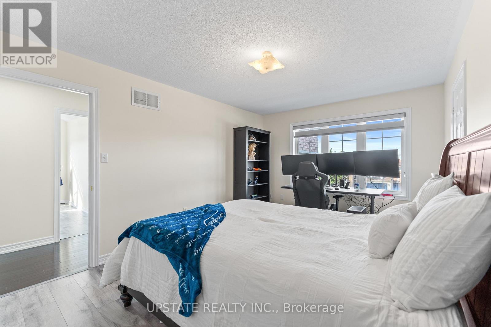 Photo 30 of 2 Severin Street, Brampton ON