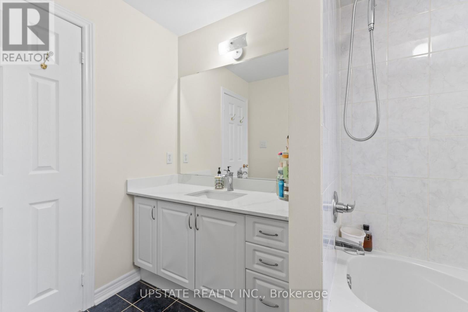 Photo 35 of 2 Severin Street, Brampton ON