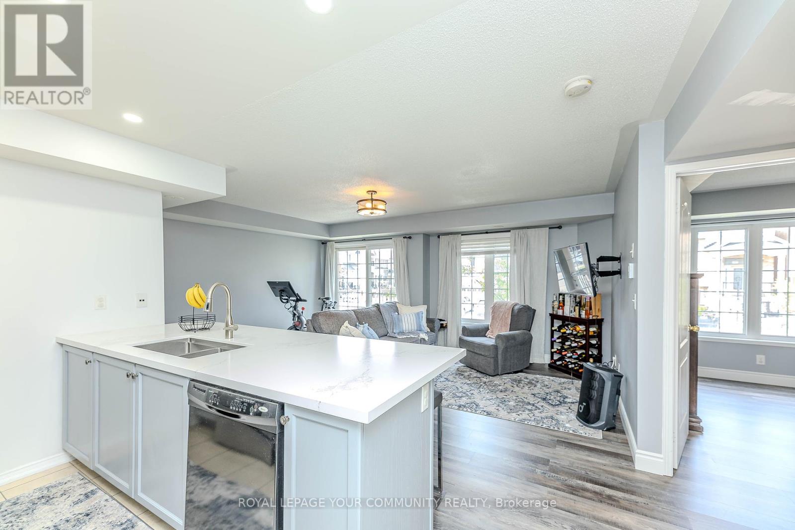 Photo 17 of 5 149 Isaac Devins Boulevard, Toronto ON
