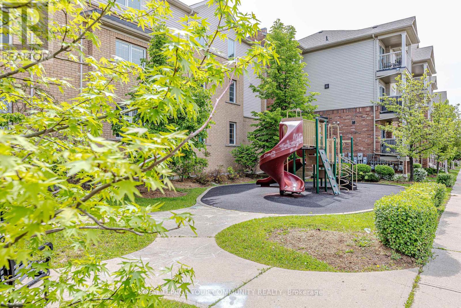 Photo 9 of 5 149 Isaac Devins Boulevard, Toronto ON