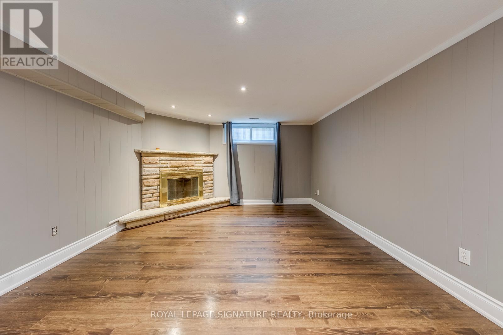Photo 24 of 2446 Poplar Crescent, Mississauga ON