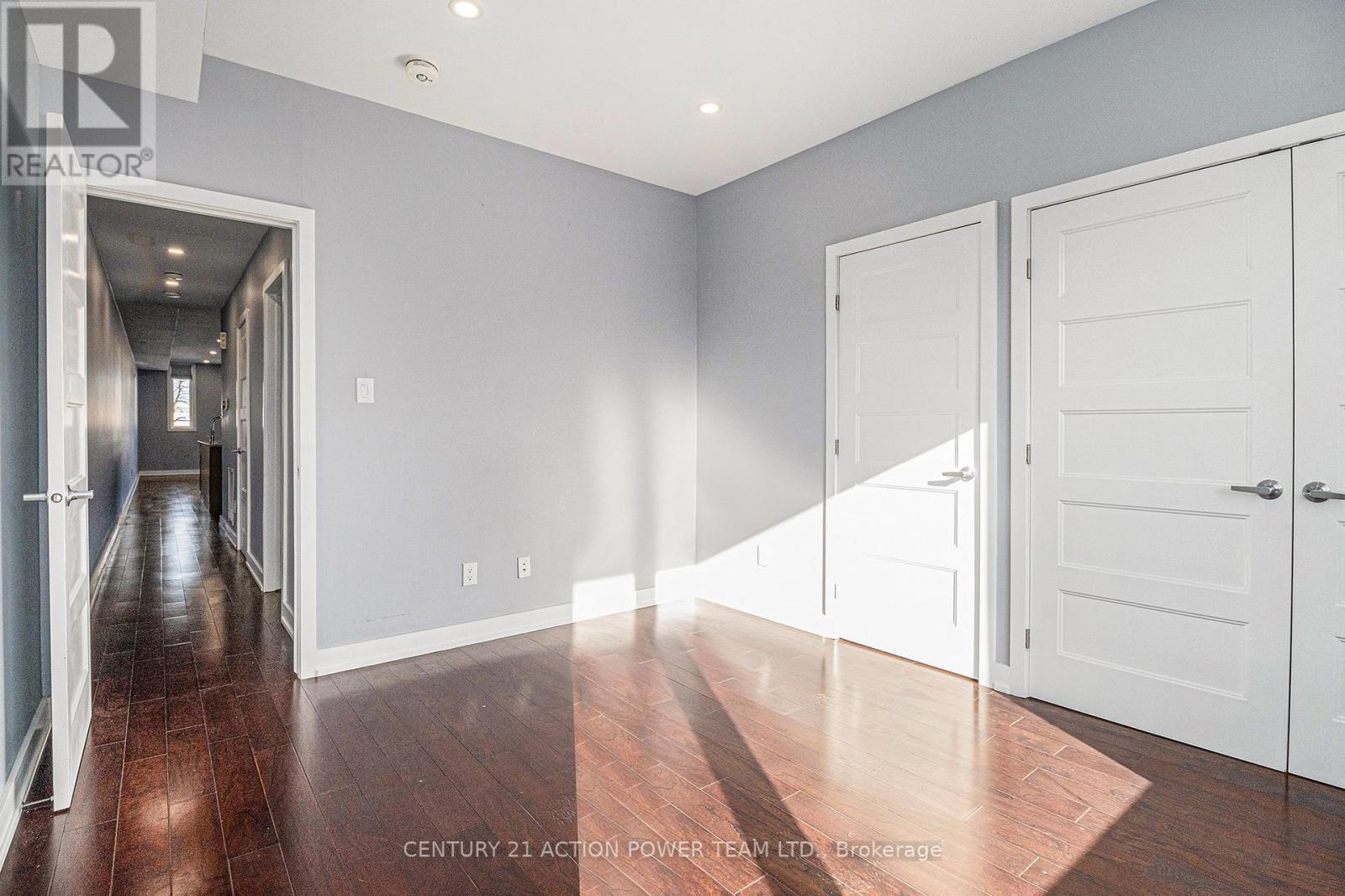Photo 15 of B 453 Booth Street, Ottawa ON