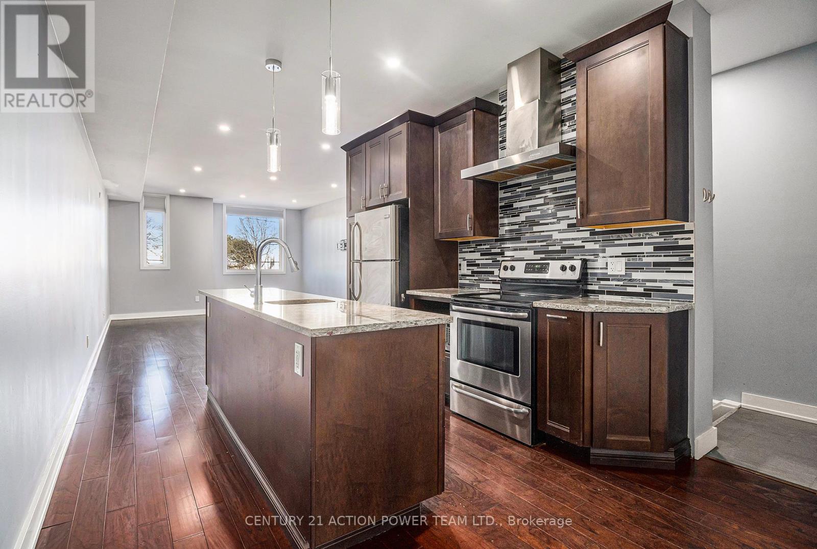 Photo 9 of B 453 Booth Street, Ottawa ON