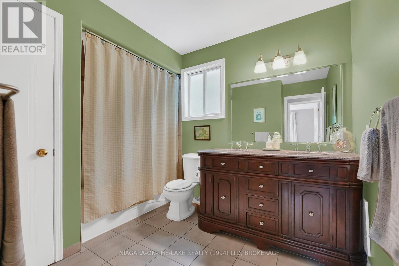 Photo 26 of 6 Lakeside Drive, St Catharines ON