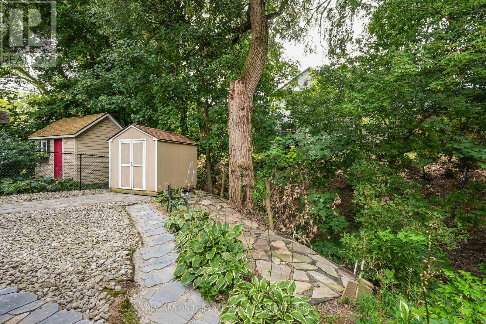 Photo 34 of 6 Lakeside Drive, St Catharines ON