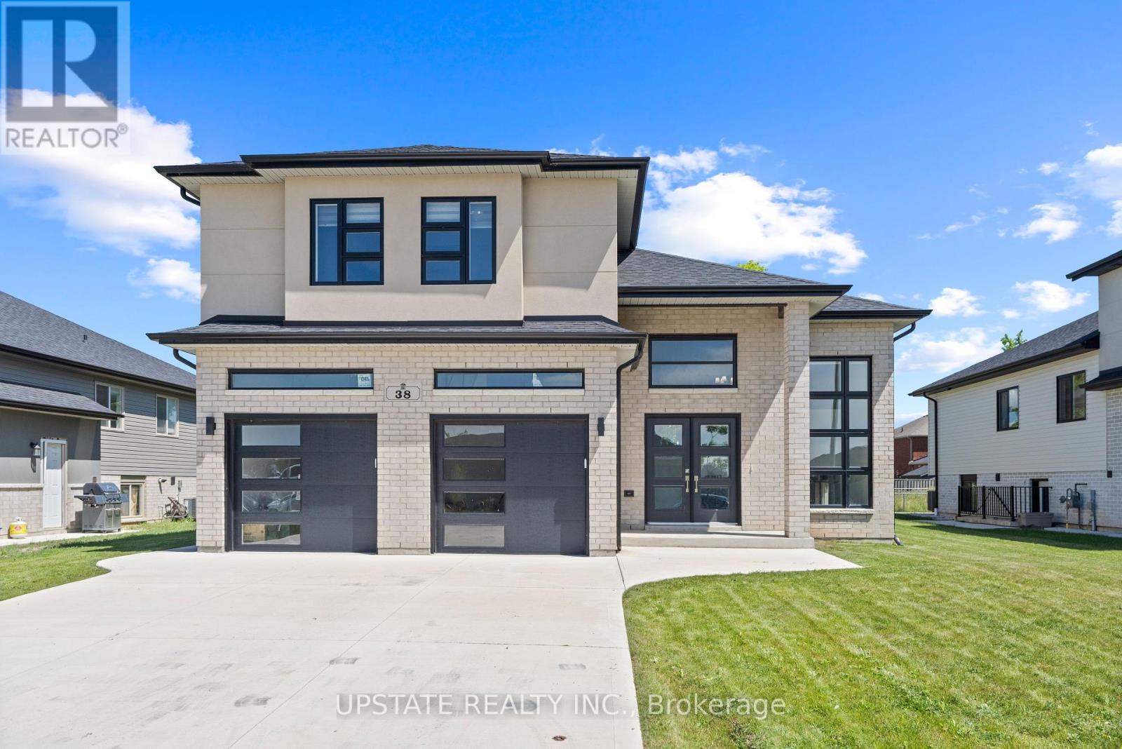 Photo 1 of 38 Noble Court, Amherstburg ON