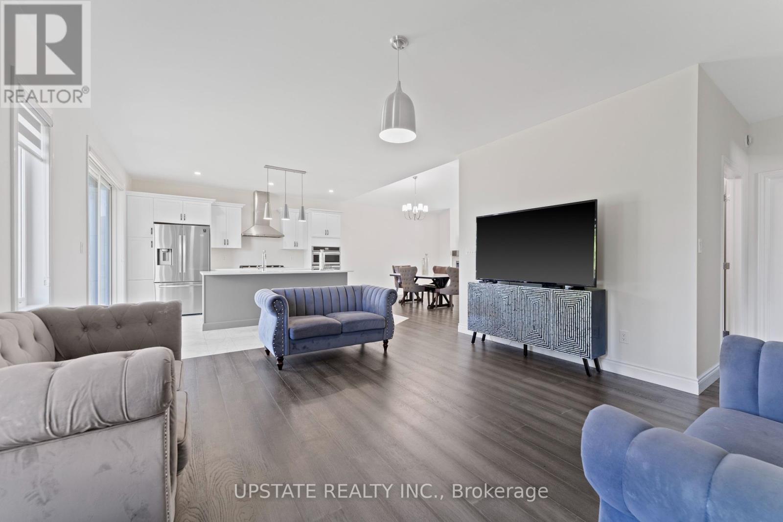 Photo 17 of 38 Noble Court, Amherstburg ON