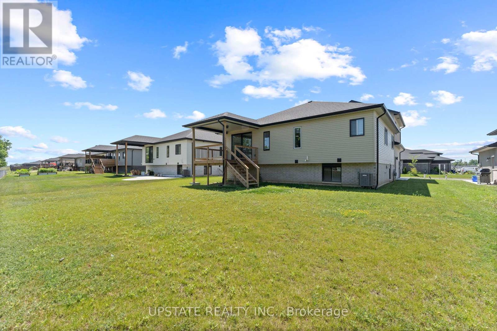 Photo 38 of 38 Noble Court, Amherstburg ON