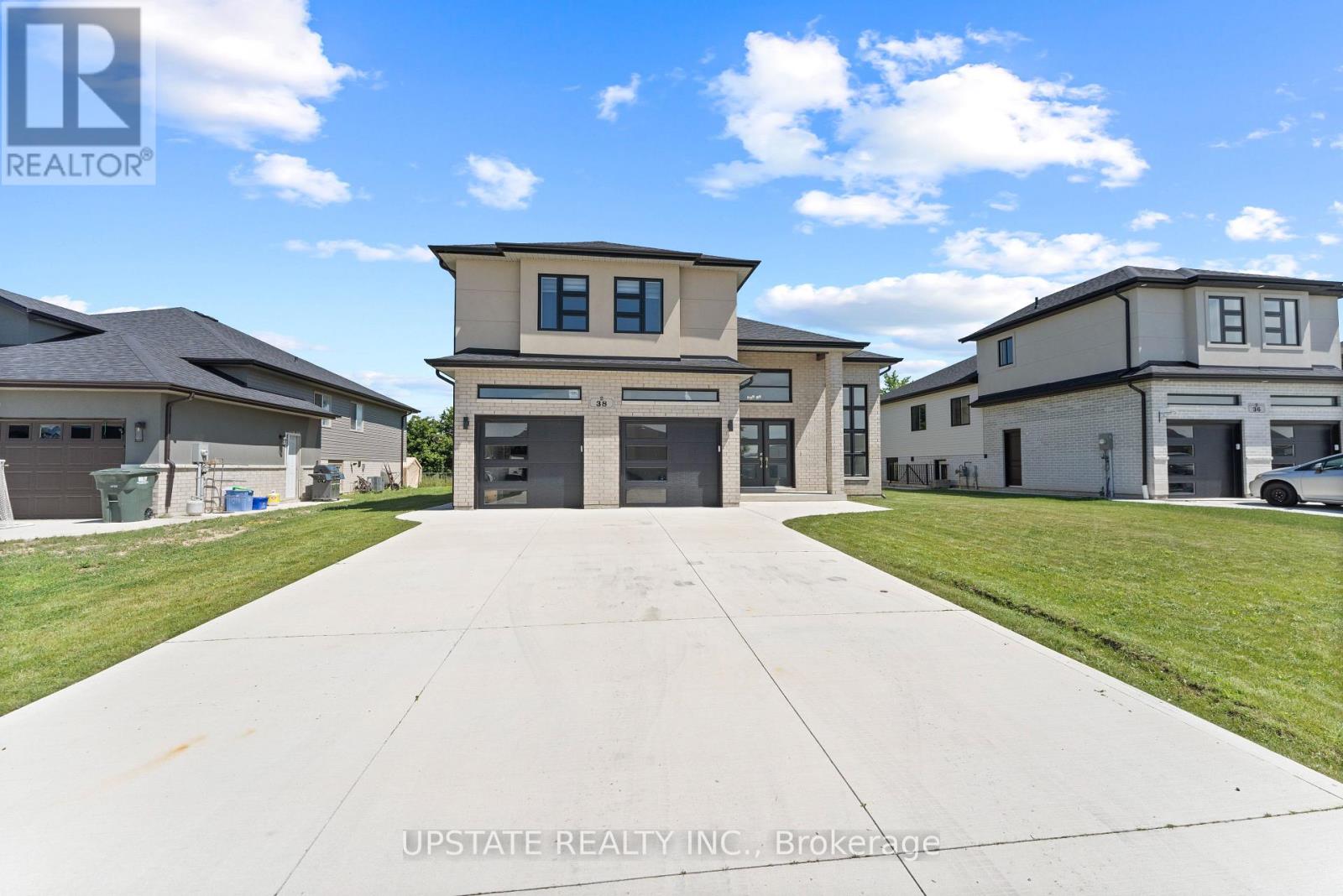 Photo 4 of 38 Noble Court, Amherstburg ON