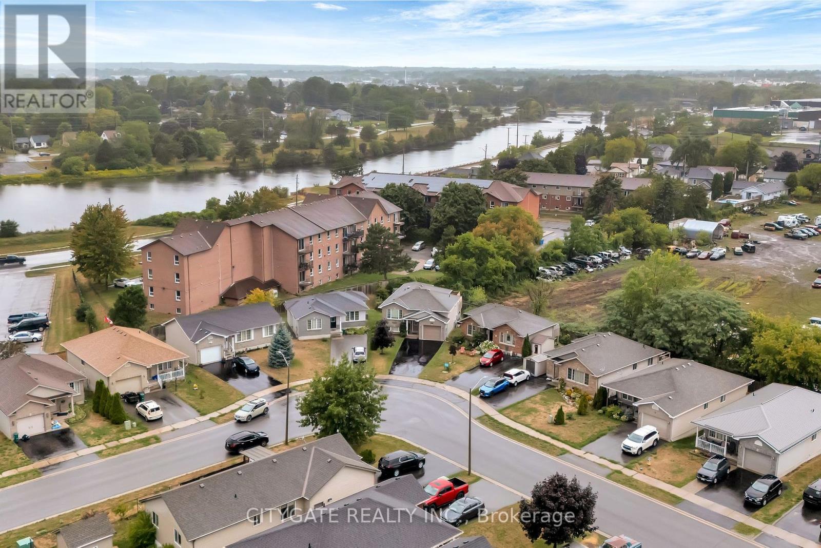 Photo 43 of 43 Follwell Crescent, Belleville ON