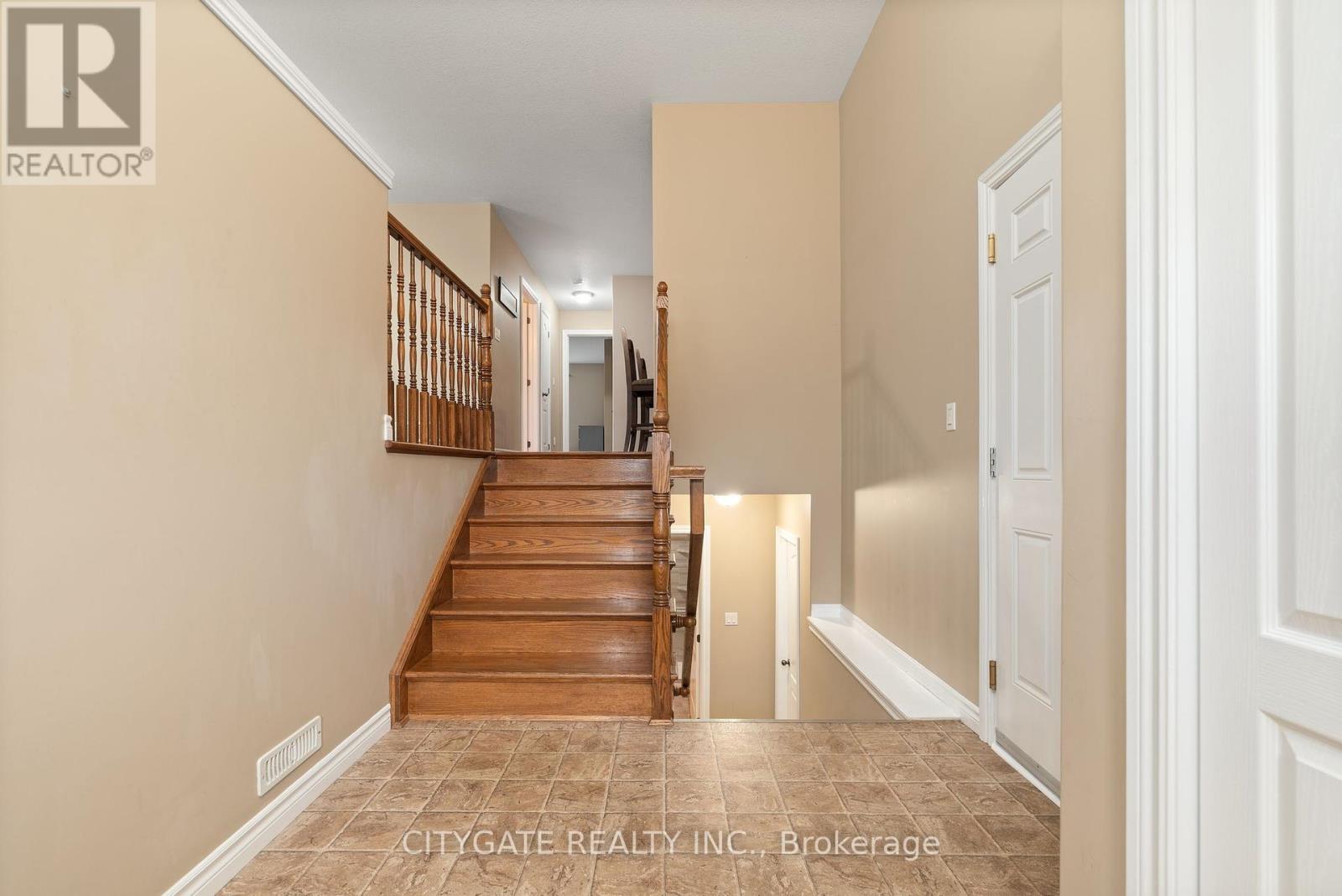 Photo 6 of 43 Follwell Crescent, Belleville ON