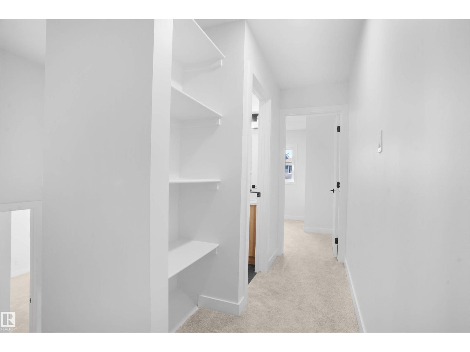 208 MORIN MAZE MZ NW - 19