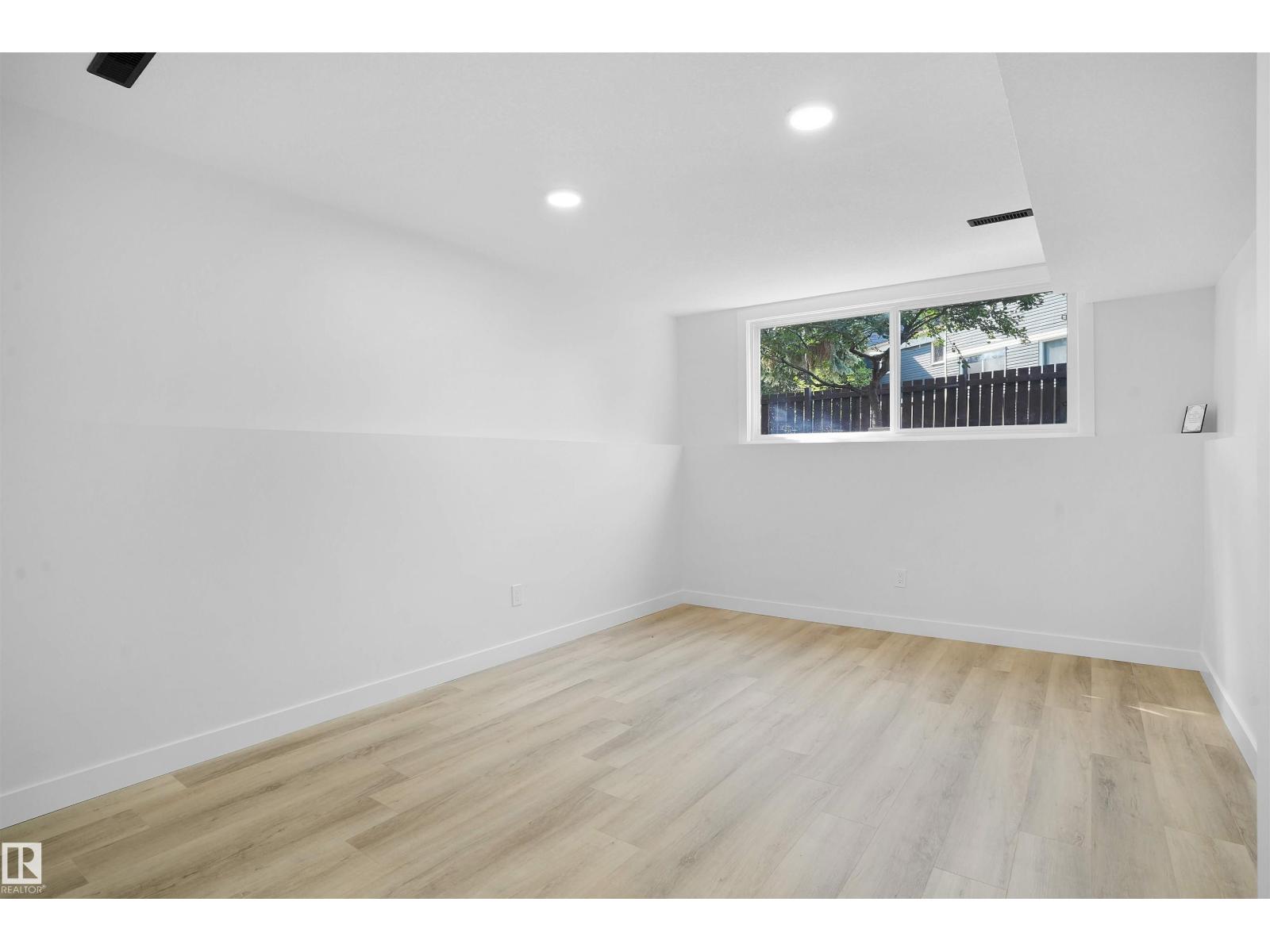 208 MORIN MAZE MZ NW - 25