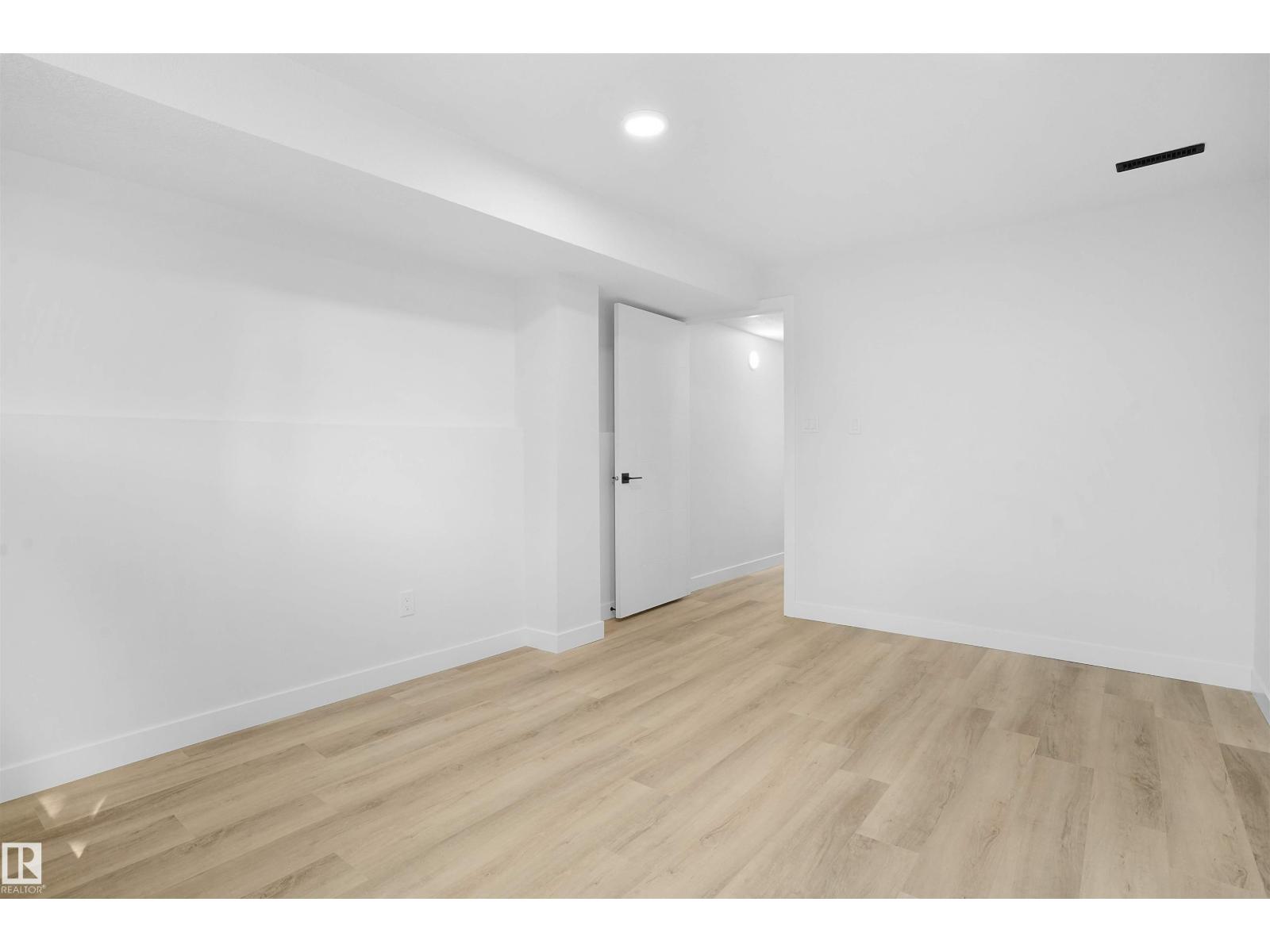 208 MORIN MAZE MZ NW - 26