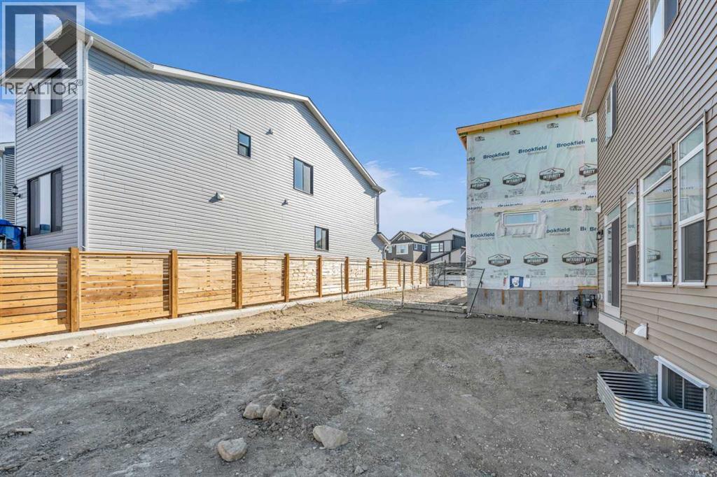 Photo 37 of 83 Lucas Passage Nw, Calgary AB