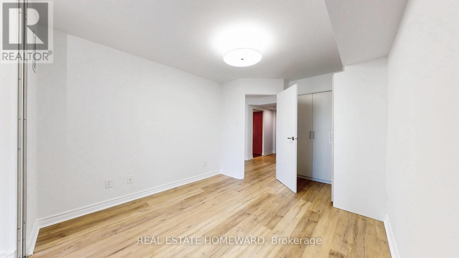 Photo 15 of 1806 15 Maitland Place, Toronto ON