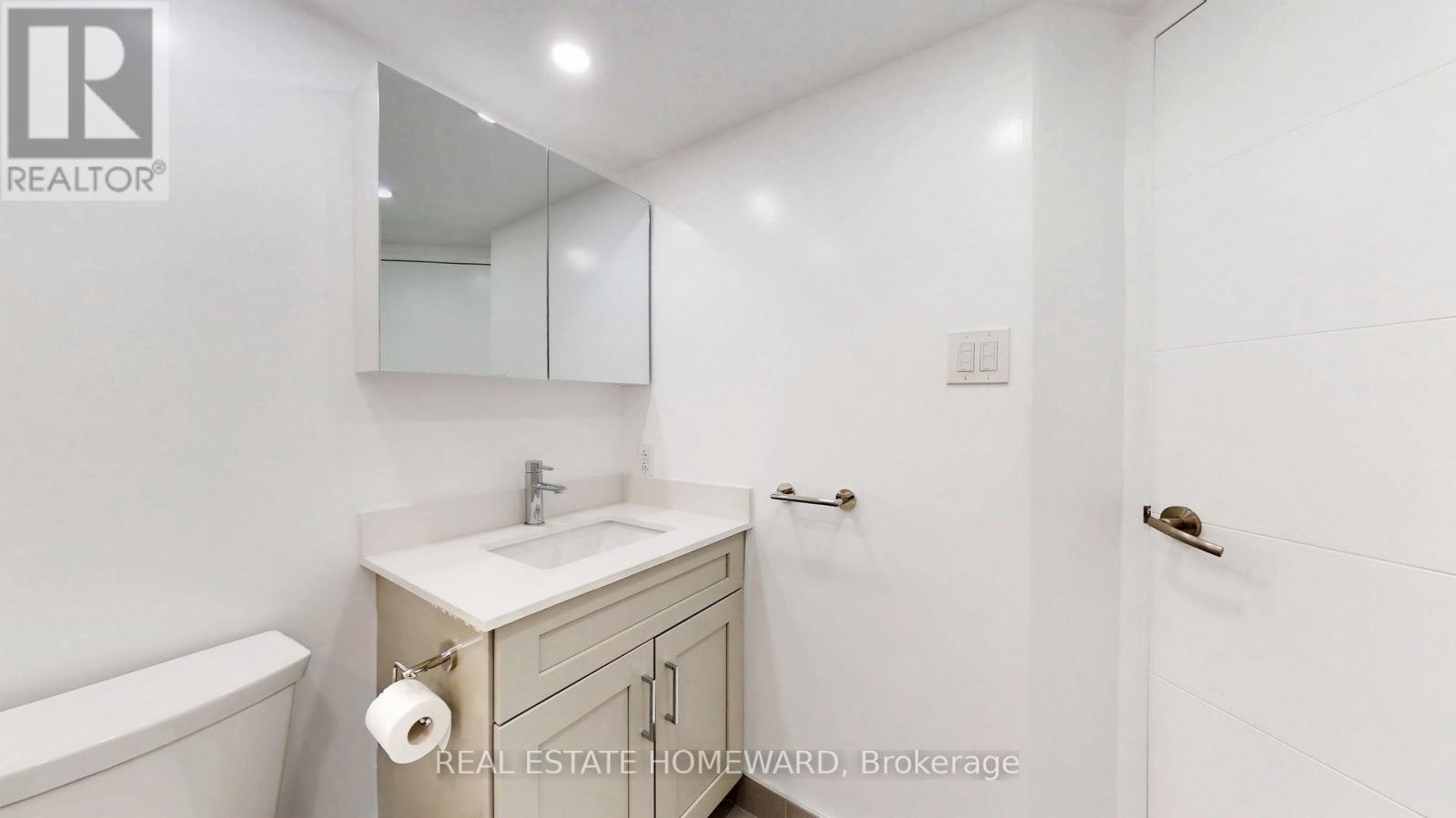 Photo 17 of 1806 15 Maitland Place, Toronto ON