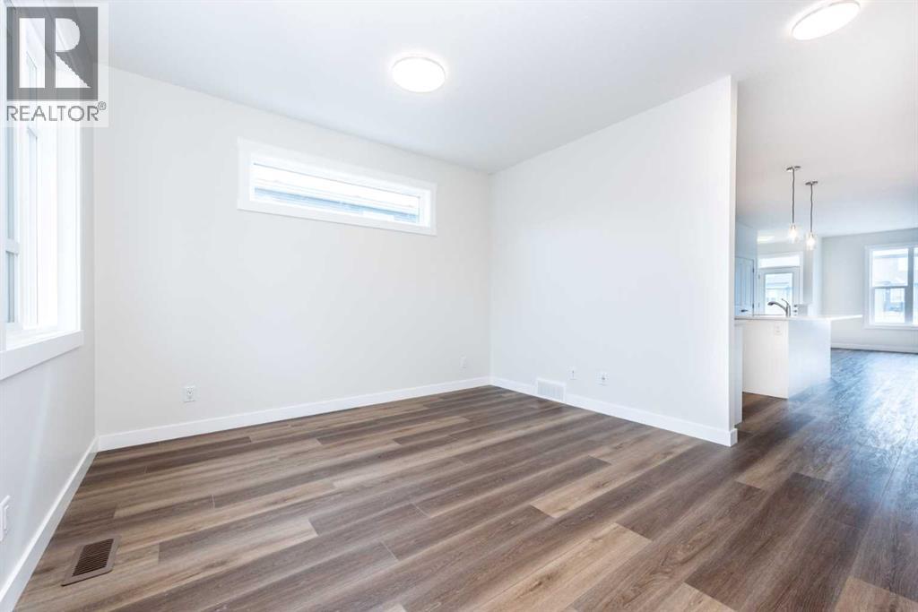 Photo 8 of 1139 Chinook Winds Circle Sw, Airdrie AB