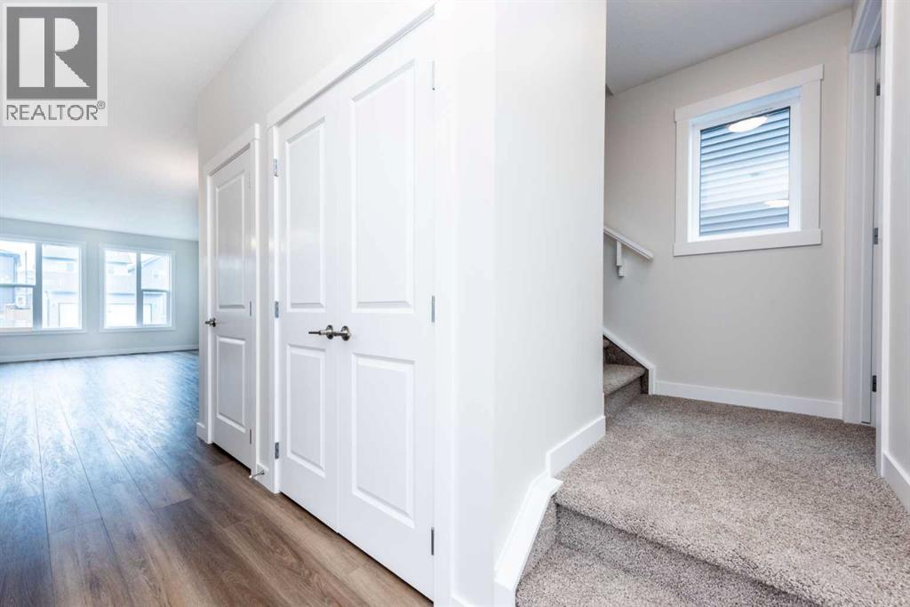 Photo 6 of 1139 Chinook Winds Circle Sw, Airdrie AB