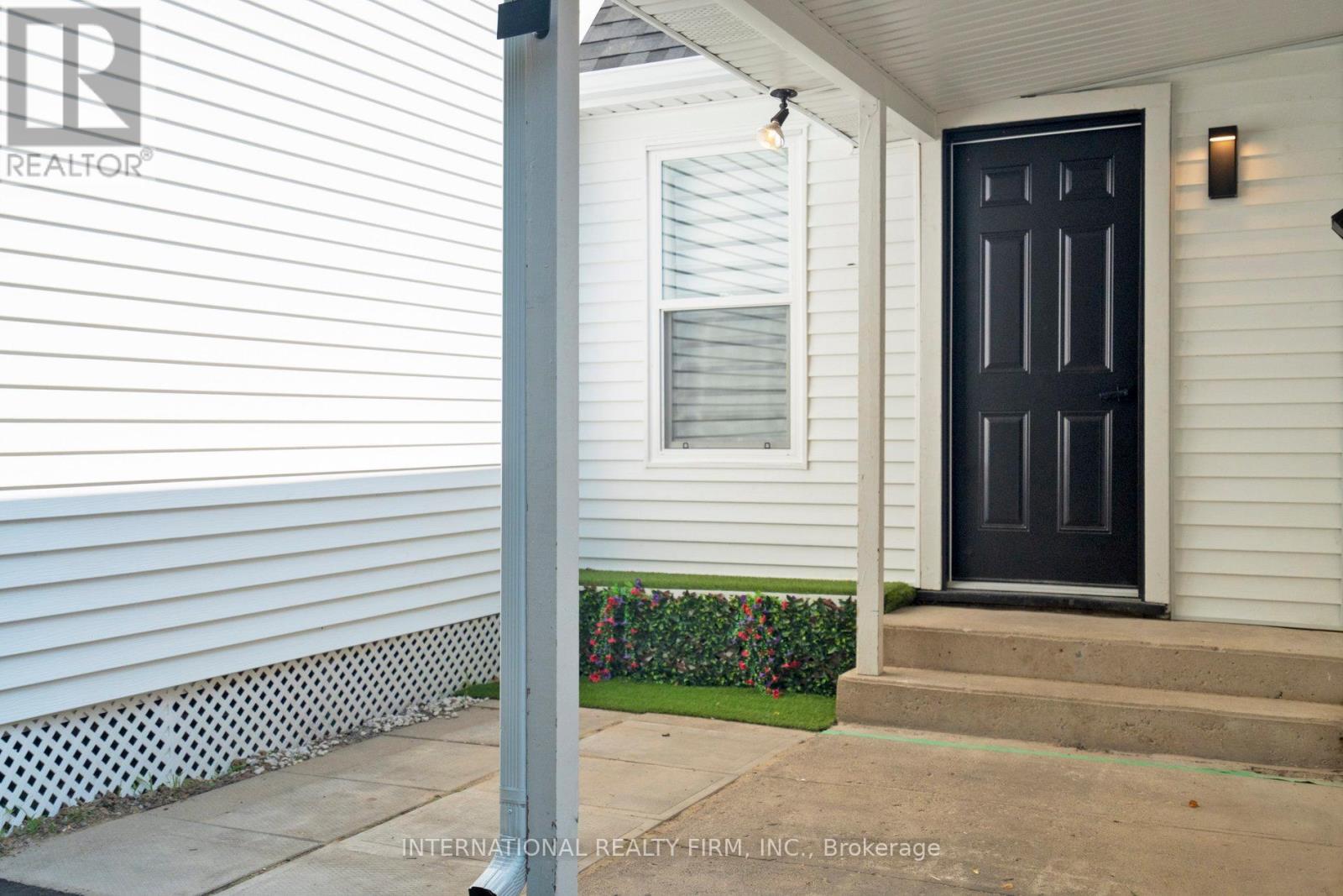 Photo 43 of 267 Davy Street, Niagaraonthelake ON
