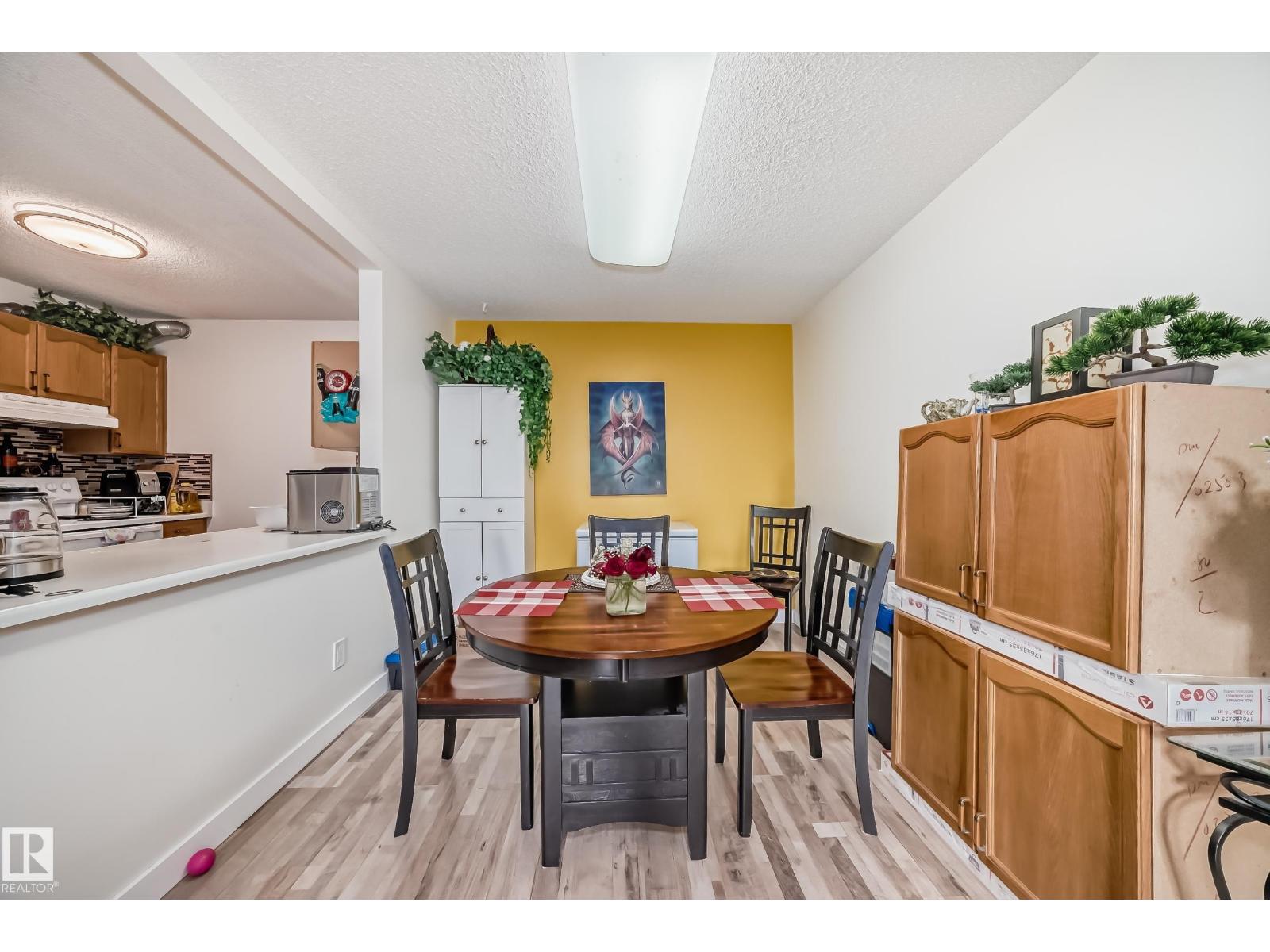Photo 13 of 214 18012 95 Av Nw, Edmonton AB