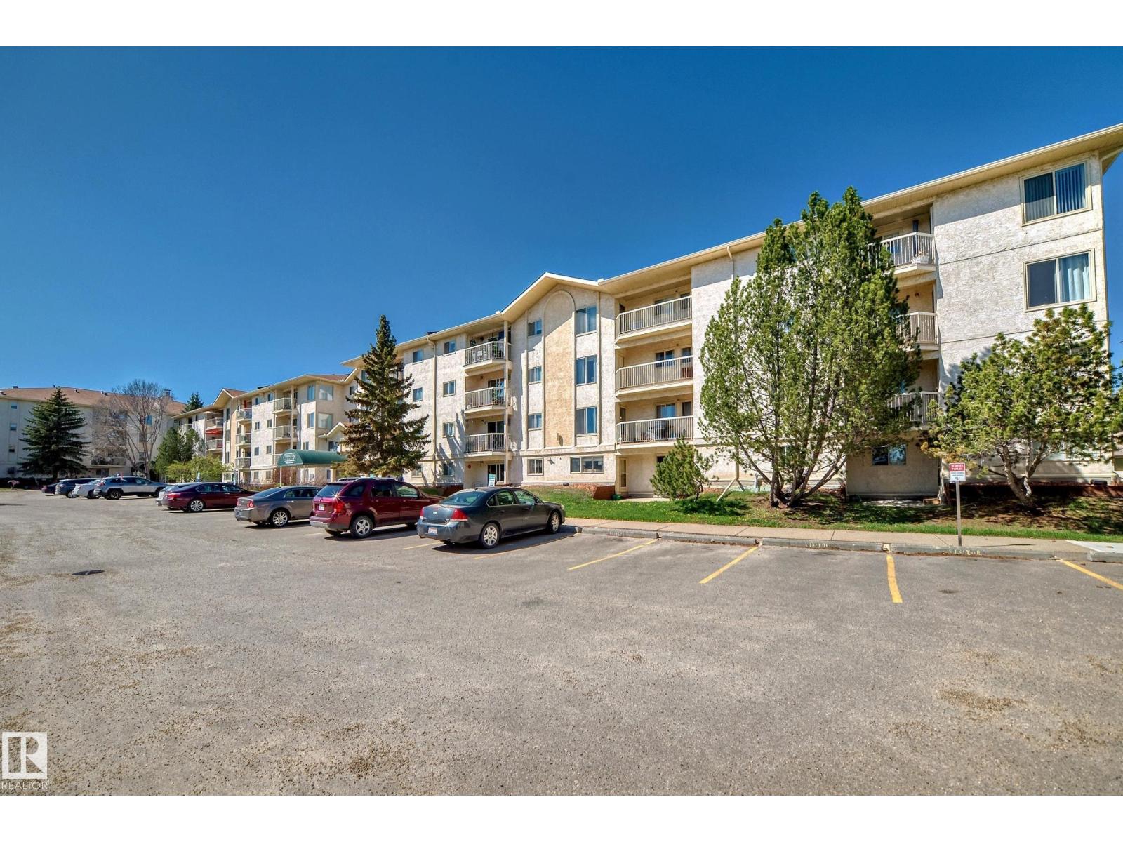 Photo 43 of 214 18012 95 Av Nw, Edmonton AB