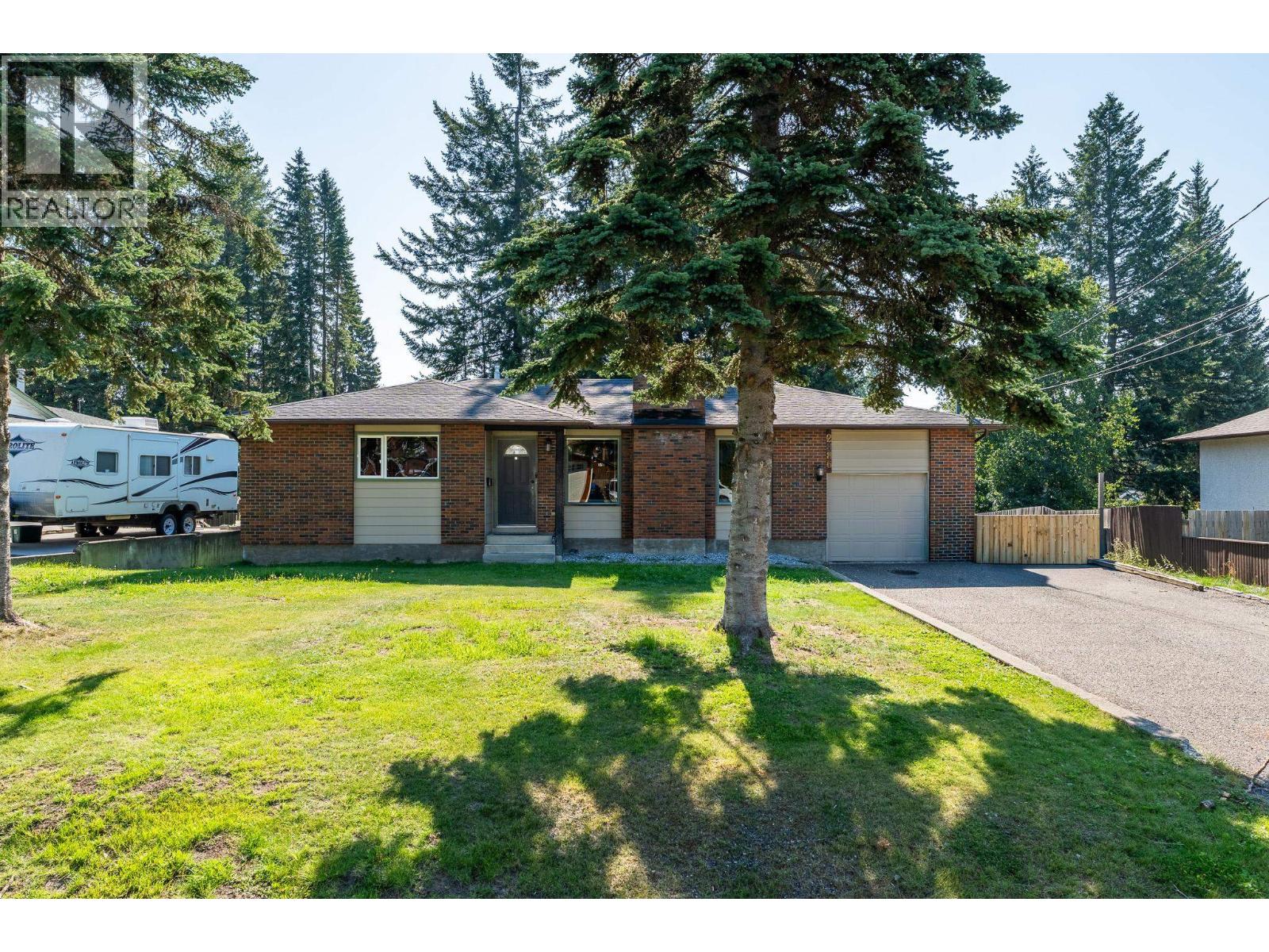 Photo 1 of 2886 Langley Crescent, Prince George BC
