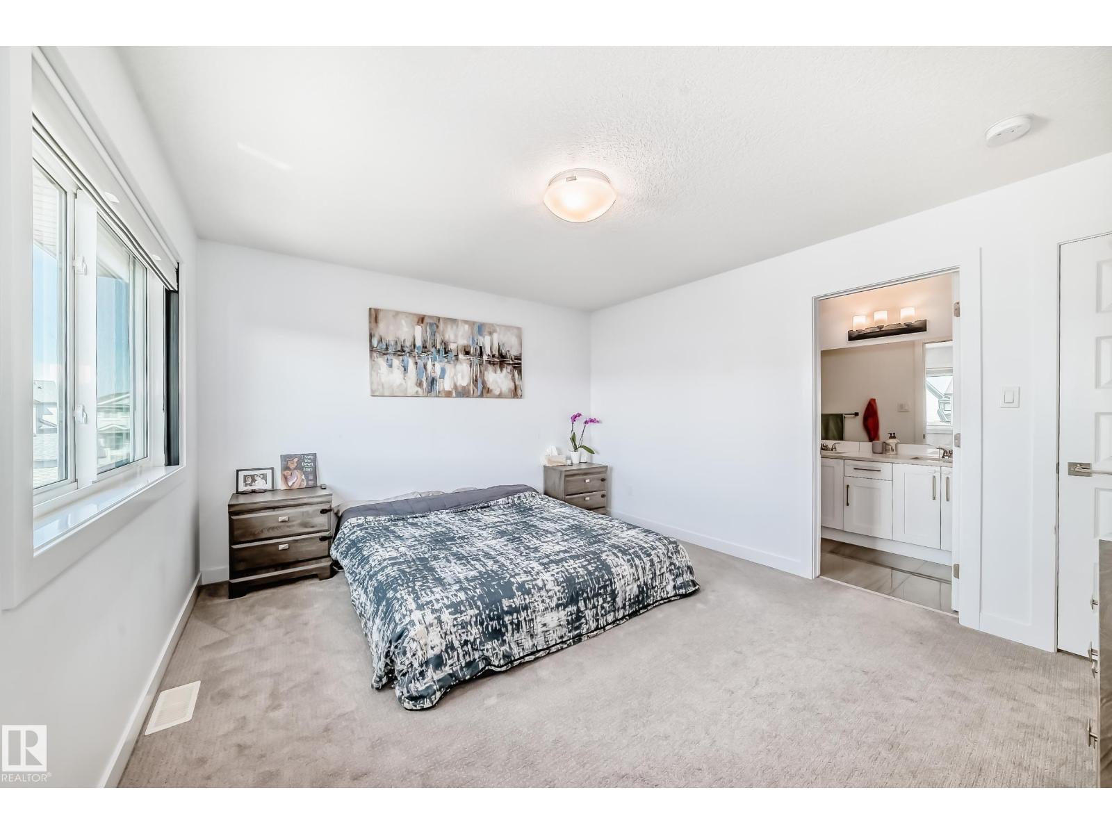 Photo 17 of 17728 58 St Nw, Edmonton AB