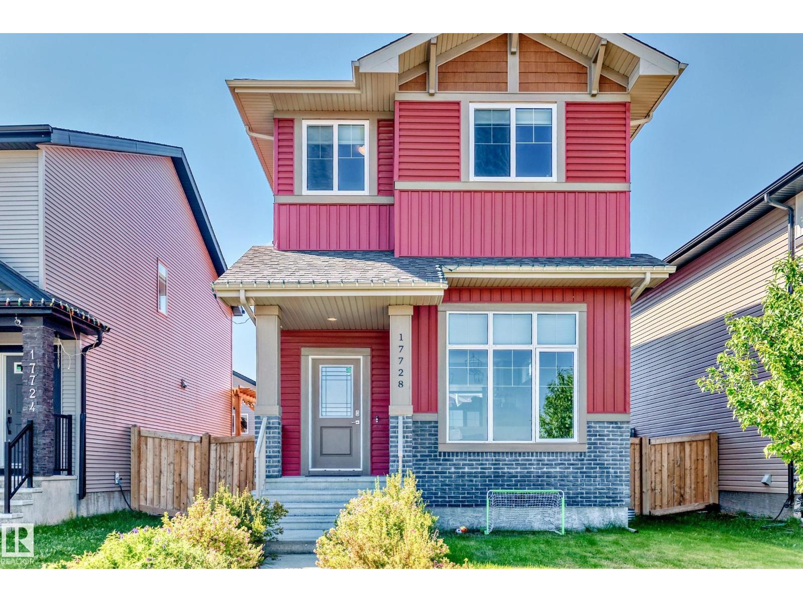 Photo 1 of 17728 58 St Nw, Edmonton AB